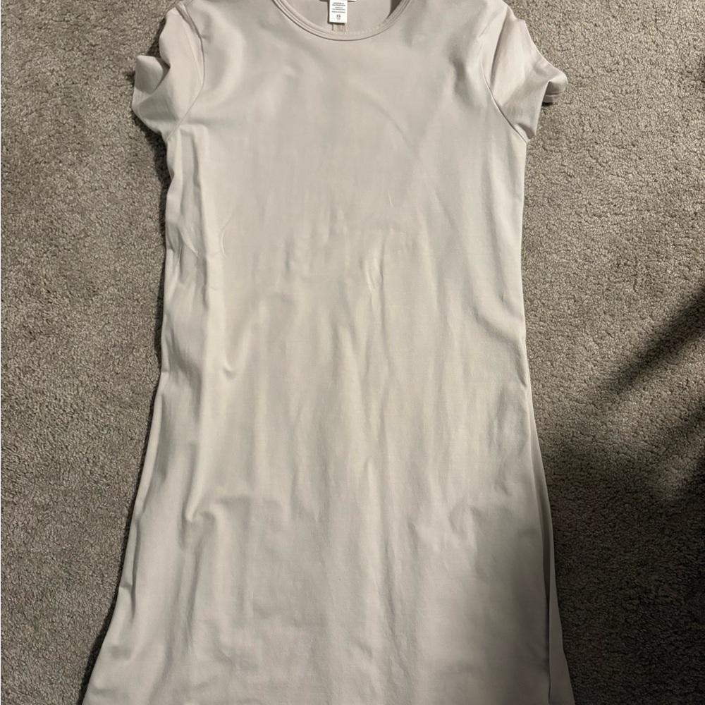 Athleta Light Beige Short Sleeve Dress